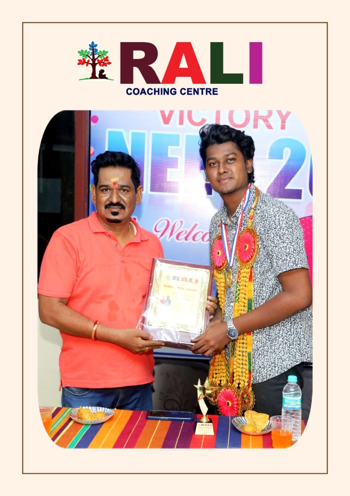 Student receiving RALI Achievement Award